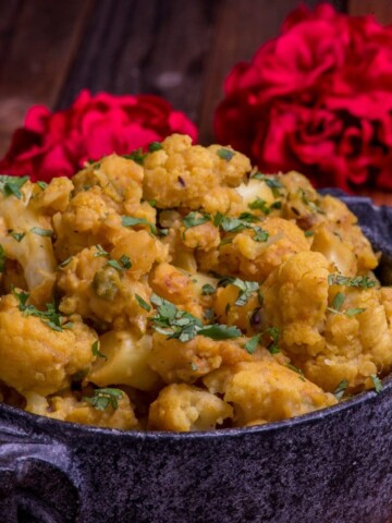 Nepali cauliflower and potato curry