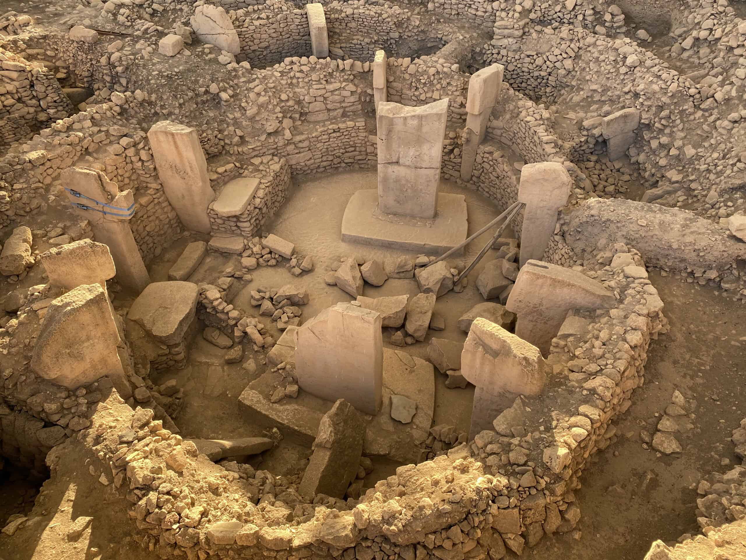 a picture of Göbekli Tepe the oldest temple in the world.